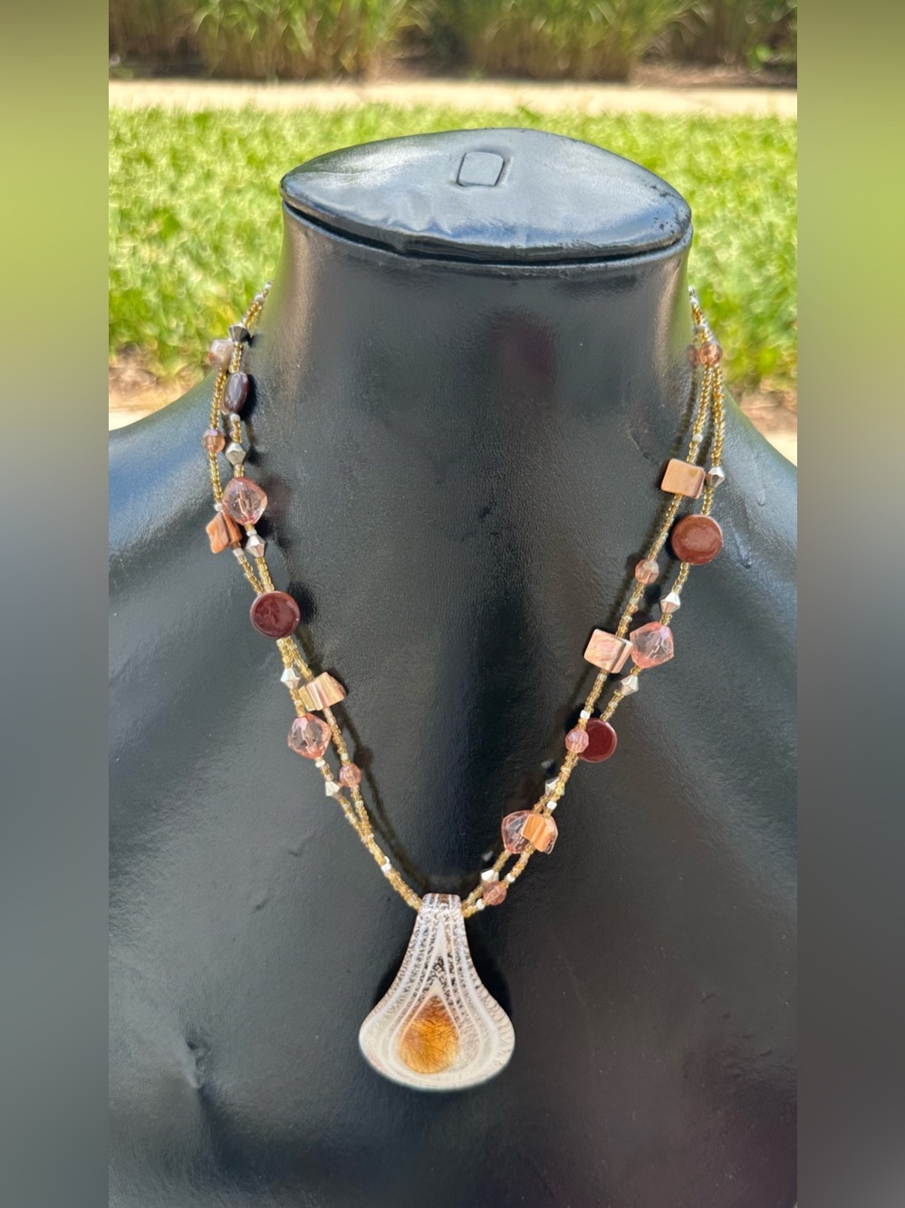 Murano glass teardrop pendant necklace